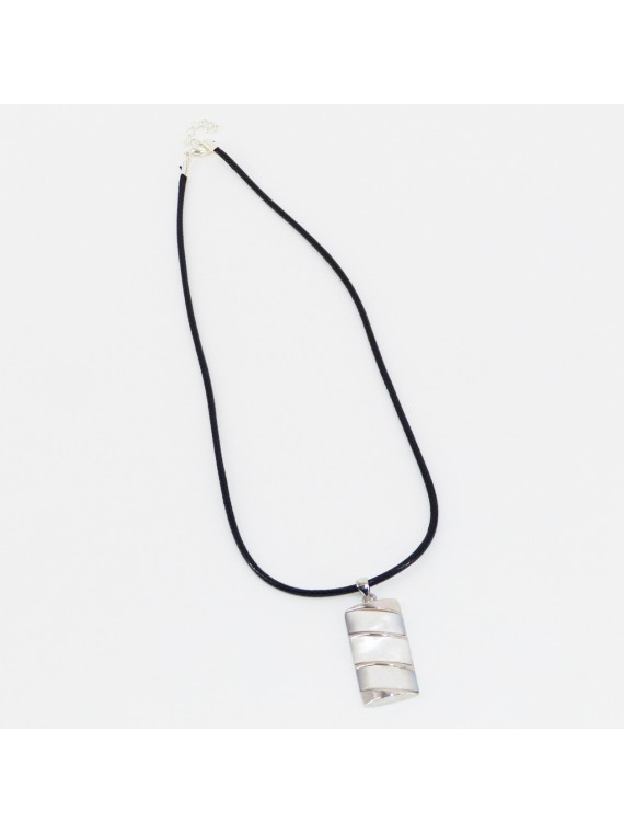 Collier/pendentif  Nacre naturel Toarii
