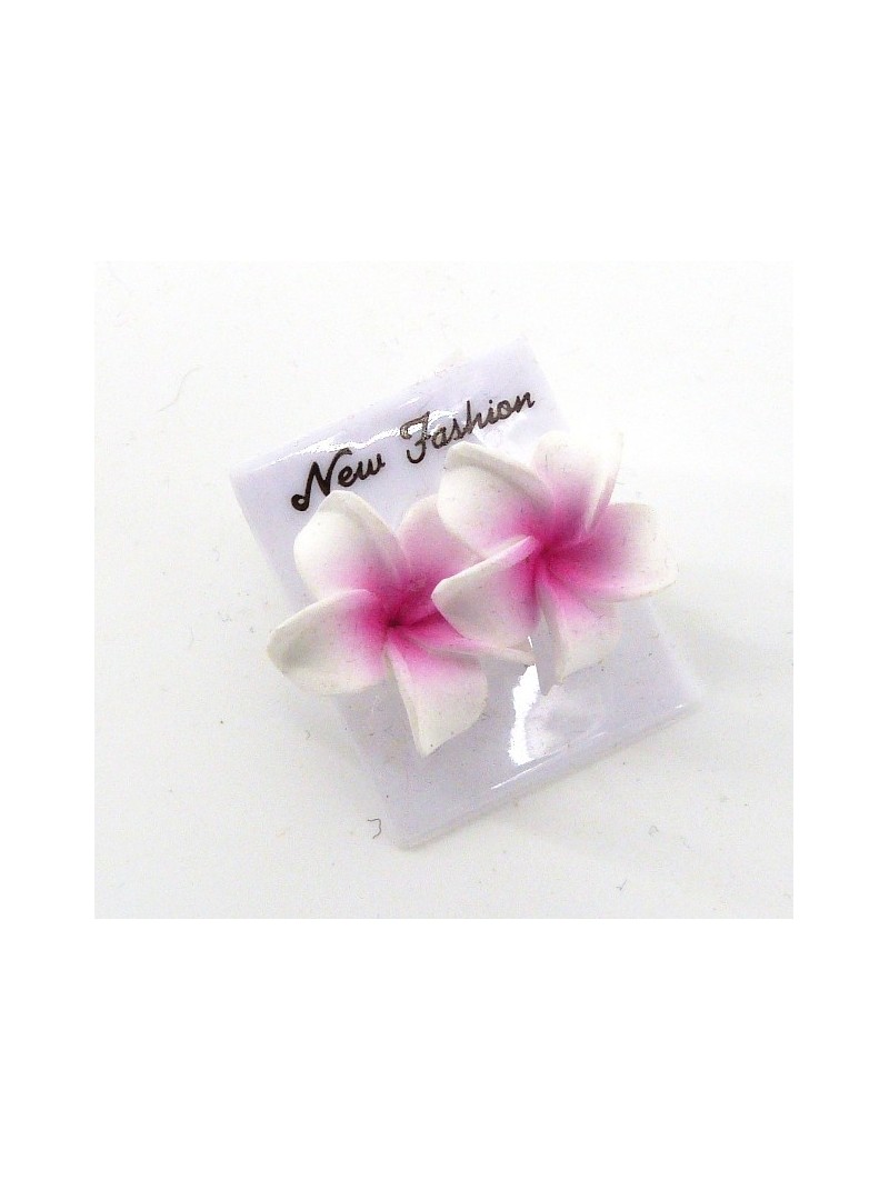 PETITE BOUCLE D'OREILLE frangipane viollette