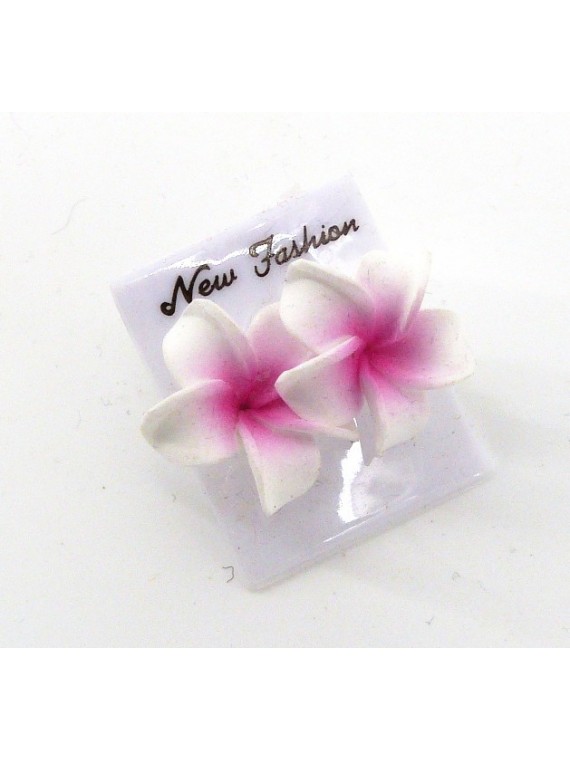 PETITE BOUCLE D'OREILLE frangipane viollette