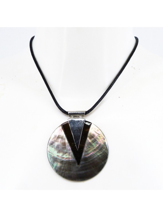 Collier en Nacre Moeata