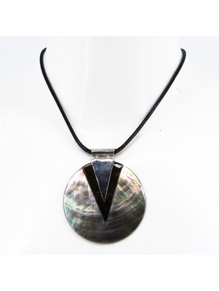 Collier en Nacre Moeata