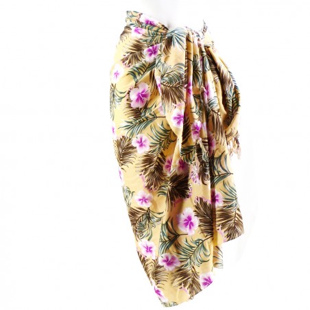 Paréo couleur pêche motifs imprimés petits hibiscus