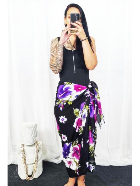 Paréo noir et violet Hibiscus et petites orchidées