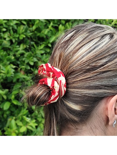 chouchou rouge et crème tatouage