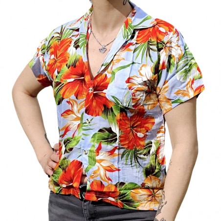 Chemisier bleu ciel aux fleurs tropicales