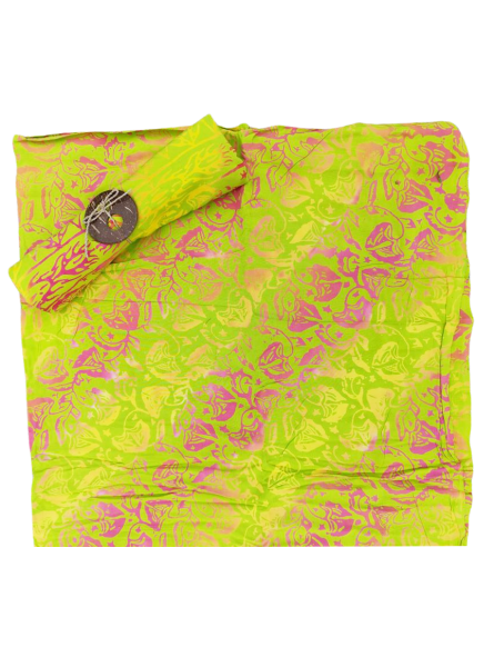 Paréo de plage facrication artisanal couleur  vert pomme