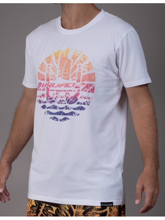 T-shirt homme couleur blanc avec morif drapeau tahitien multicolor