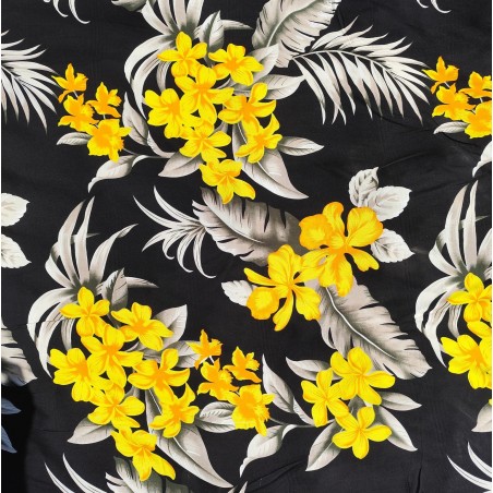 Tissi fleuri fond noir motifs fleurs de frangipane couleursjaune et argent