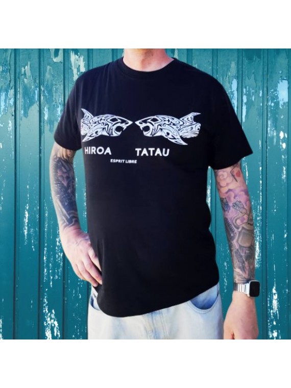 T-shirt homme couleur noir et blanc motifs requin , très beau t-shirt noir pour homme de la marque HIRO TATAU