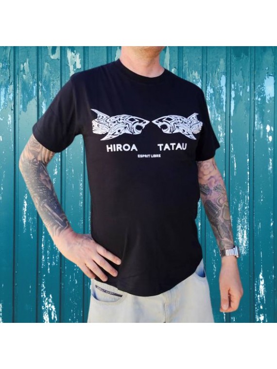 T-shirt homme couleur noir et blanc motifs requin , très beau t-shirt noir pour homme de la marque HIRO TATAU