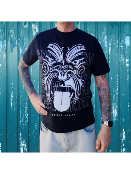T-shirt homme couleur noir et blanc motifs tatouage haka, très beau t-shirt noir pour homme avec tatoauge
