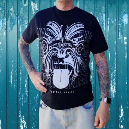 T-shirt homme couleur noir et blanc motifs tatouage haka, très beau t-shirt noir pour homme avec tatoauge