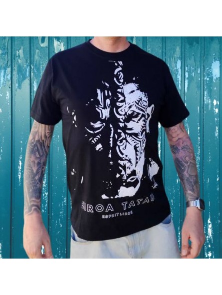 T-shirt homme couleur noir et blanc motifs tatouage aito guerrier du pacifique, très beau t-shirt noir pour homme avec tatoauge