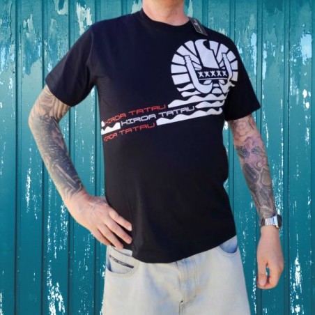 T-shirt homme couleur noir et blanc motifs tatouage drapeau tahitien, très beau t-shirt noir pour homme