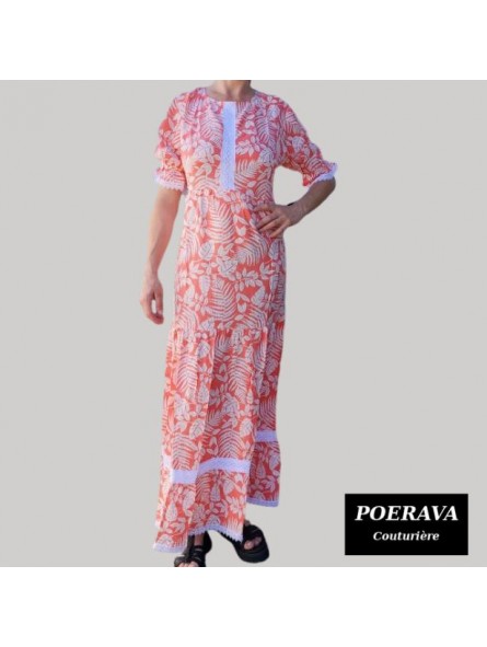 Robe tahitienne artisanale de couturière motifs feuillage  tropical rouge saumoné
