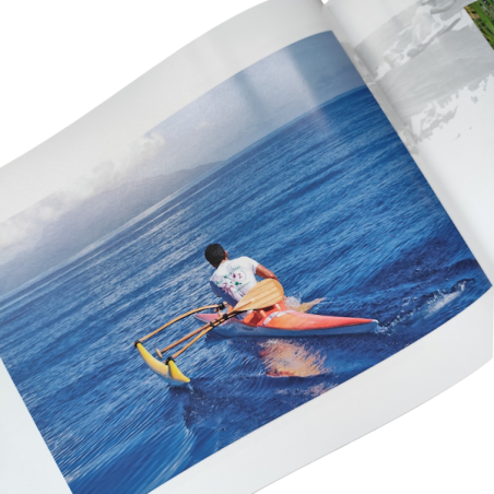 Livre sur le pirogue polynesienne , livre sur le Va'a Tahiti