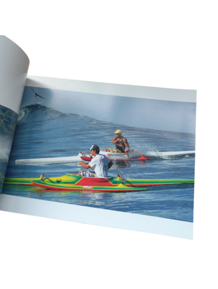 Livre sur le pirogue polynesienne , livre sur le Va'a Tahiti