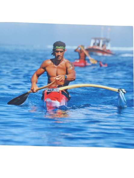 Livre sur le pirogue polynesienne , livre sur le Va'a Tahiti