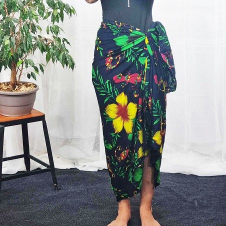 paréo noir et vert hibiscus et margouillat