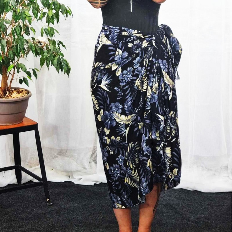 Paréo noir motifs fleurs tropicals gris