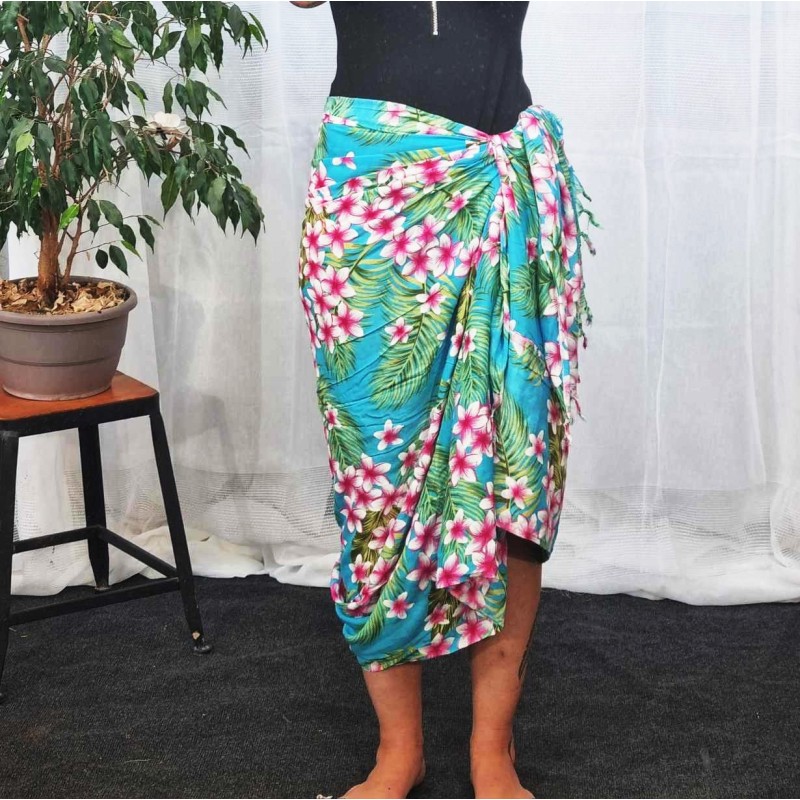 pareo de couleur turquoise avec fleurs de frangipnae blanche et rose