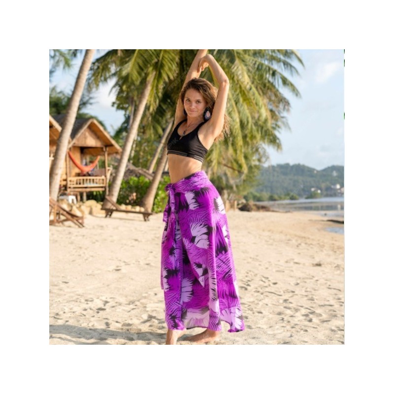 Paréo violet et noir feuillage