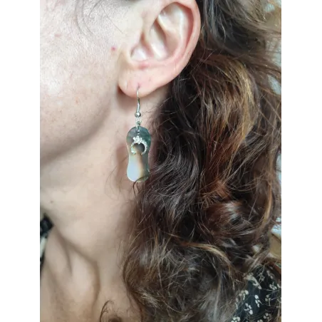 boucle d'oreille en nacre