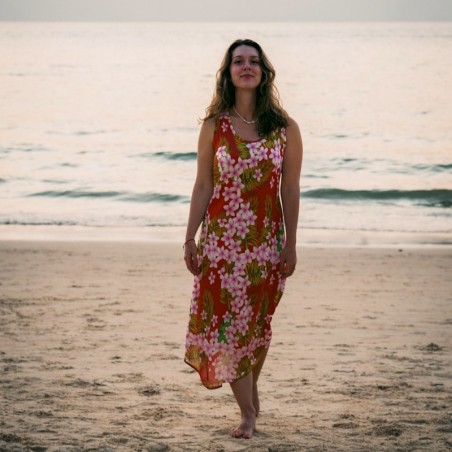 Robe tunique rouge grande taille motifs fleurs de frangipane