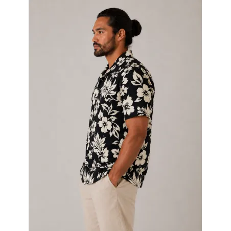 Chemise Hawaïenne noir et crème Homme – Motifs Fleurs noir et crème| Style Polynésien