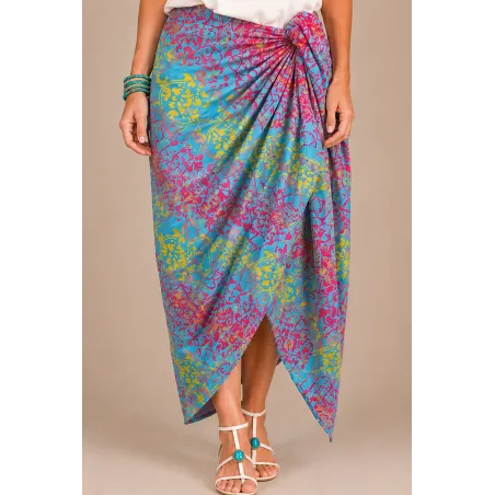Paréo rose fuchsia motifs batik bleu ciel et jaune – Paréo de plage Tahiti