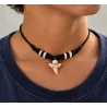 Collier polynésien noir avec pendentif dent de requin
