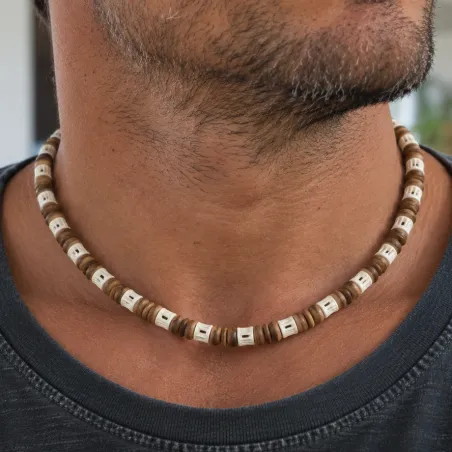 Collier Surfeur en Bois et Vertèbres de Poisson