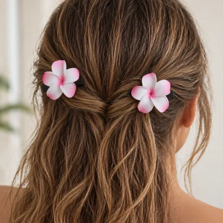 Barrettes fleurs de frangipanier blanches et roses