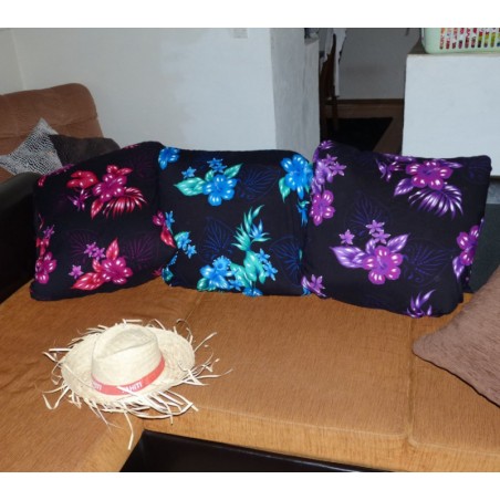 Tissu noir fleurs violettes bouquet, hibiscus tropical