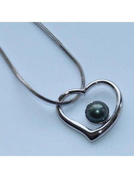 Collier coeur de perle