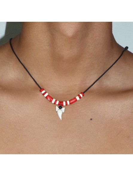 COLLIER DENT DE REQUIN