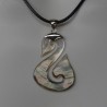 Collier Hameçon en nacre 