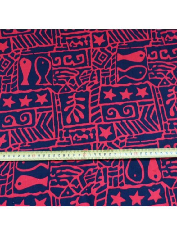 Tissu rouge et bleu marine petit poisson tapa naif
