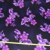 Tissu Noir à fleurs violettes bouquet