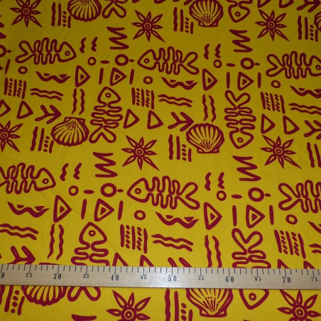 Tissu Jaune poisson et coquillages bordeaux