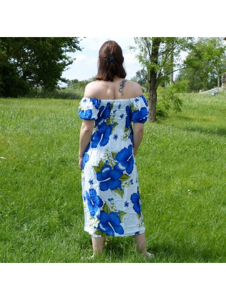 Robe d'été blanche avec manche
