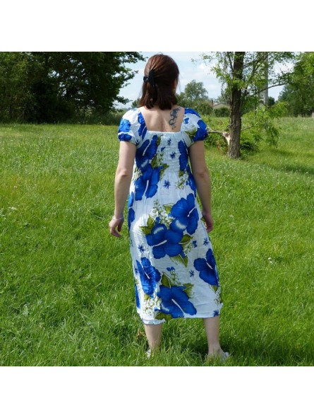 Robe d'été blanche avec manche