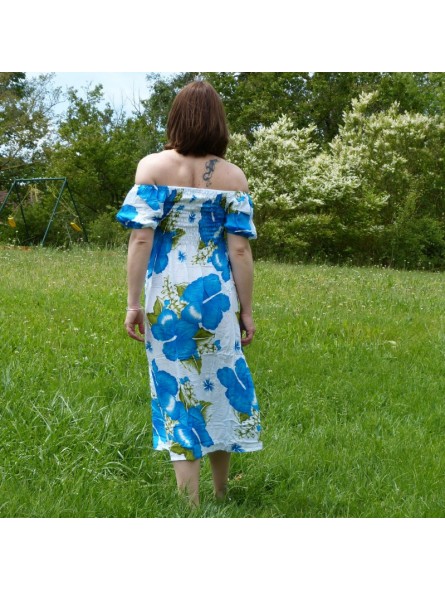 Robe d'été blanche avec manche