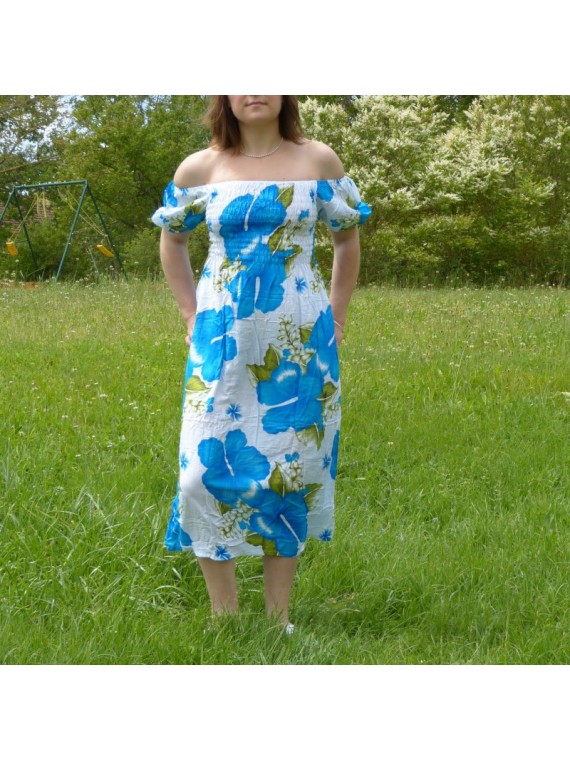 Robe d'été blanche avec manche