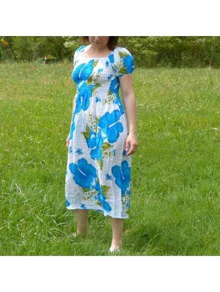 Robe d'été blanche avec manche