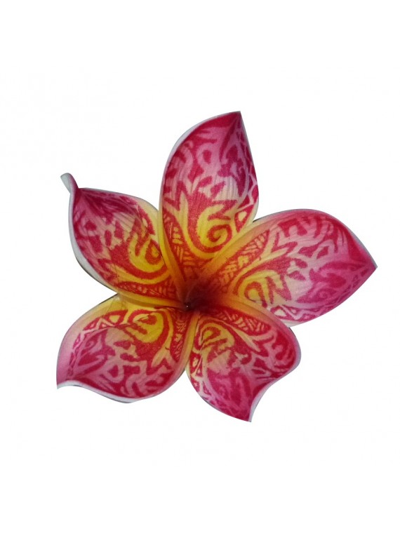 Pic fleur tatouée
